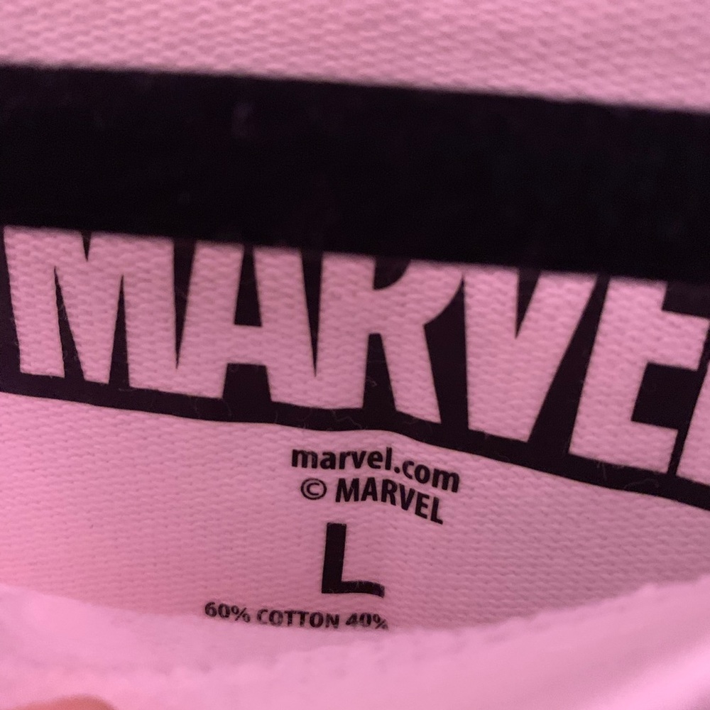 MARVEL AVENGERS CREWNECK - Picture 2 of 2